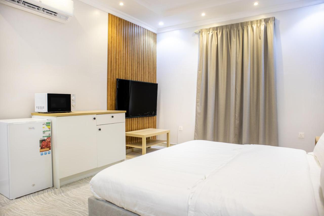 Luxurious Family Apartments 15Mins Drive To Al-Masjid Nabawi - Nozol Noor 4 麦地那 外观 照片